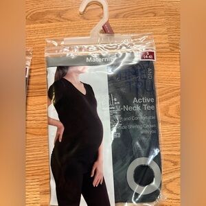 NWT Sz Small Time and Tru V-Neck Maternity Active Tee for Women - Black Soot